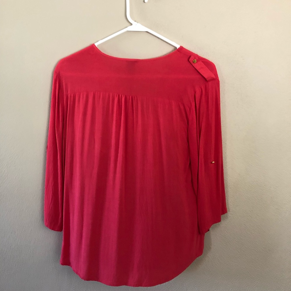 Charlotte Ruse blouse. - Picture 2 of 2